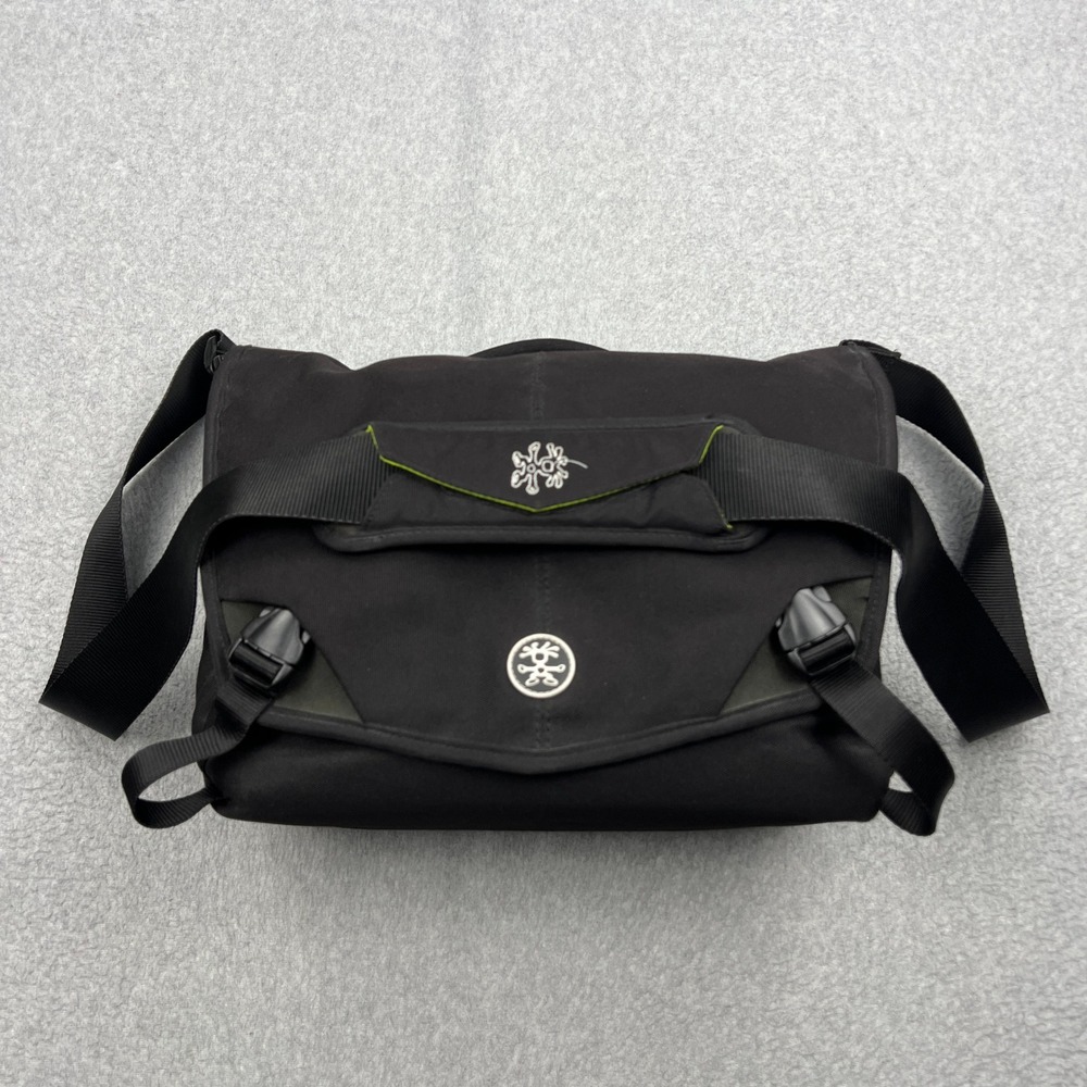 Crumpler The Seven Million Dollar Home Camera Bag Black/Lime Buckle Sling Strap
